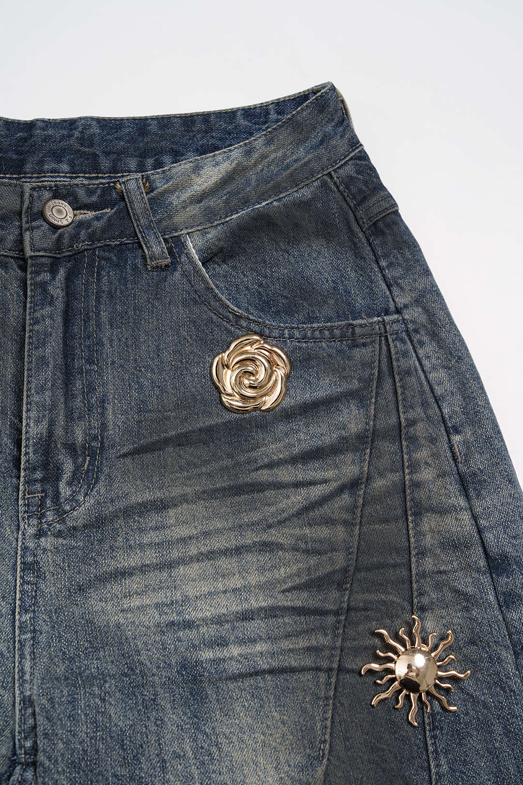 Denim Metallic Decor High Waist Jeans