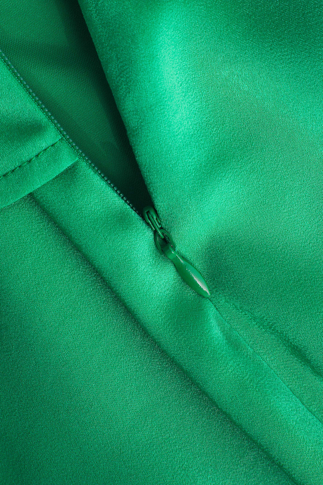 V-neck Satin Pleated Ruched Dress With Neck Scarf