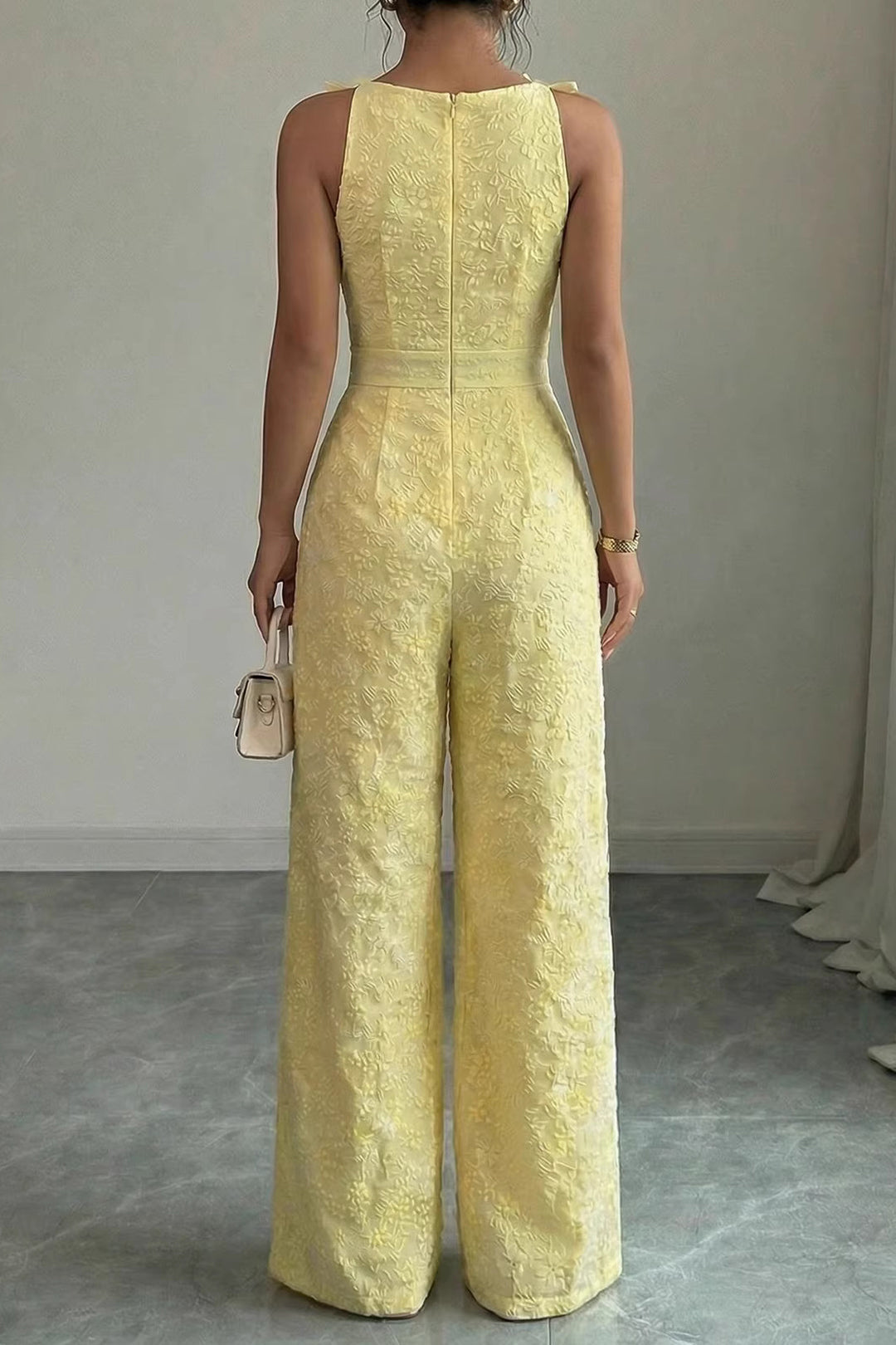 Foral Textured Round Neck Bow Sleeveless Jumpsuit
