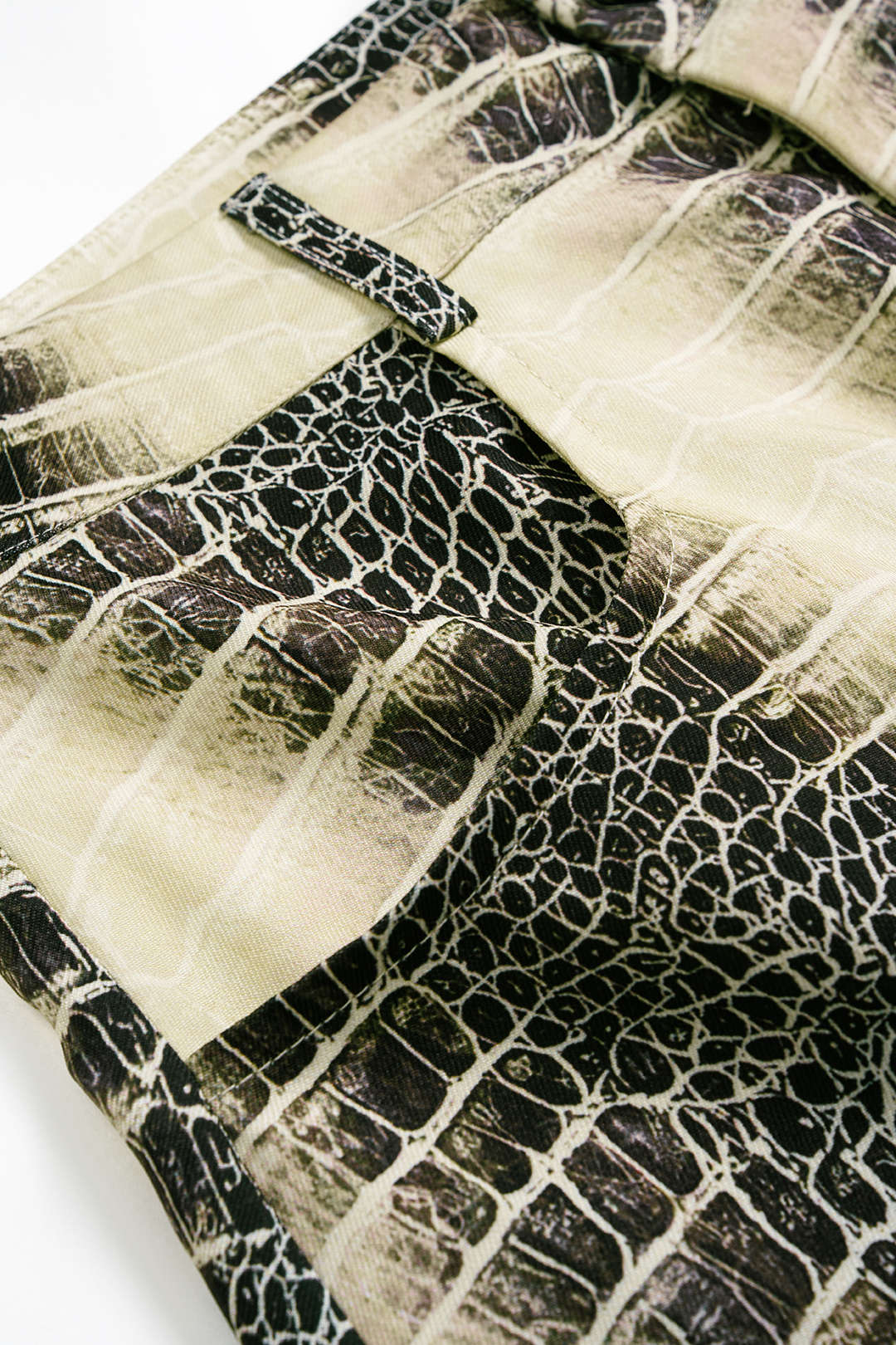 Snake Skin Print Straight Leg Shorts