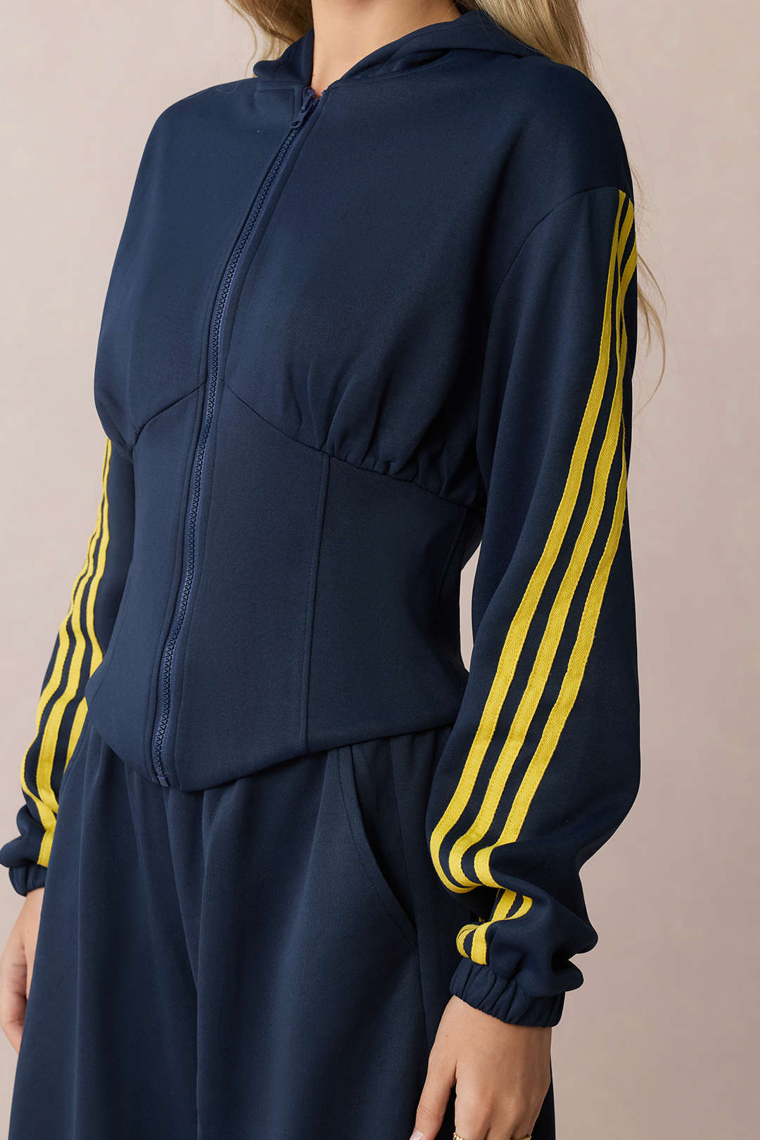 Contrast Zipper Hoodie
