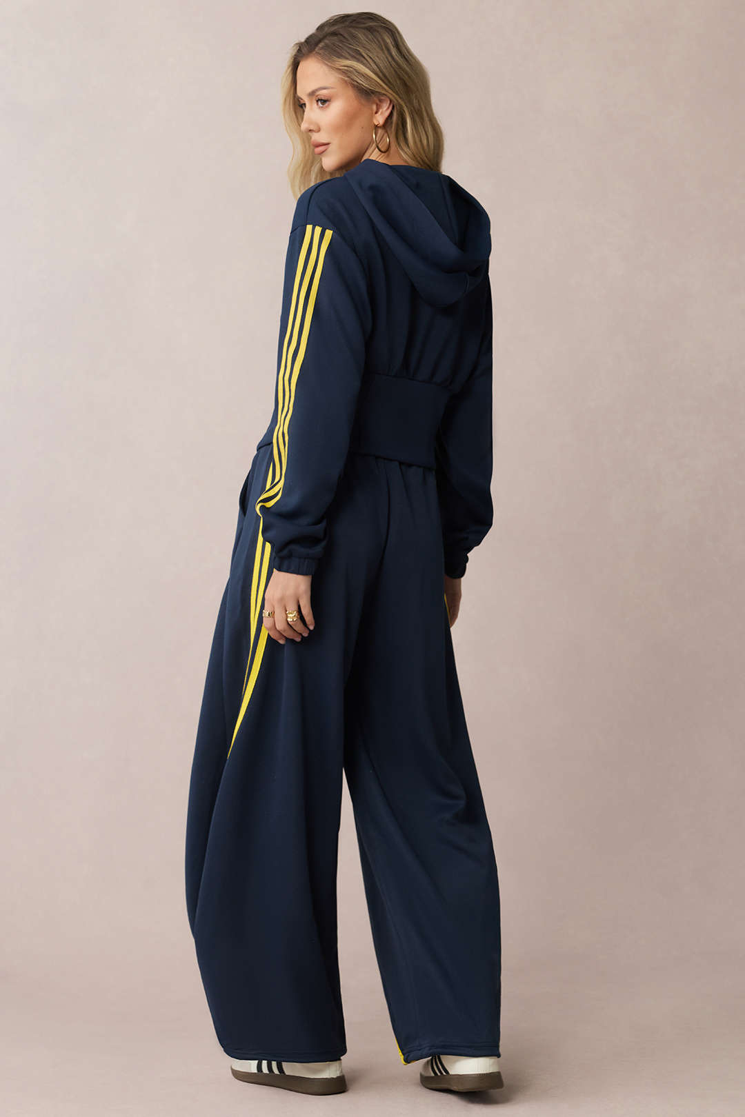 Contrast Zipper Hoodie