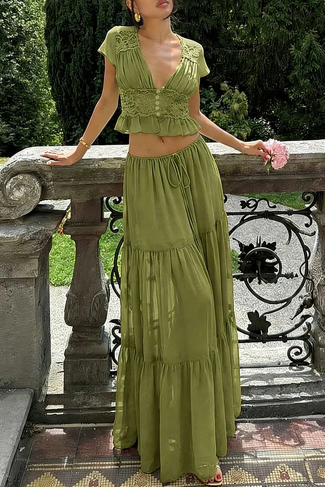 Chiffon Patchwork Lace V-Neck Ruched Top And Tie-Up Skirt Set