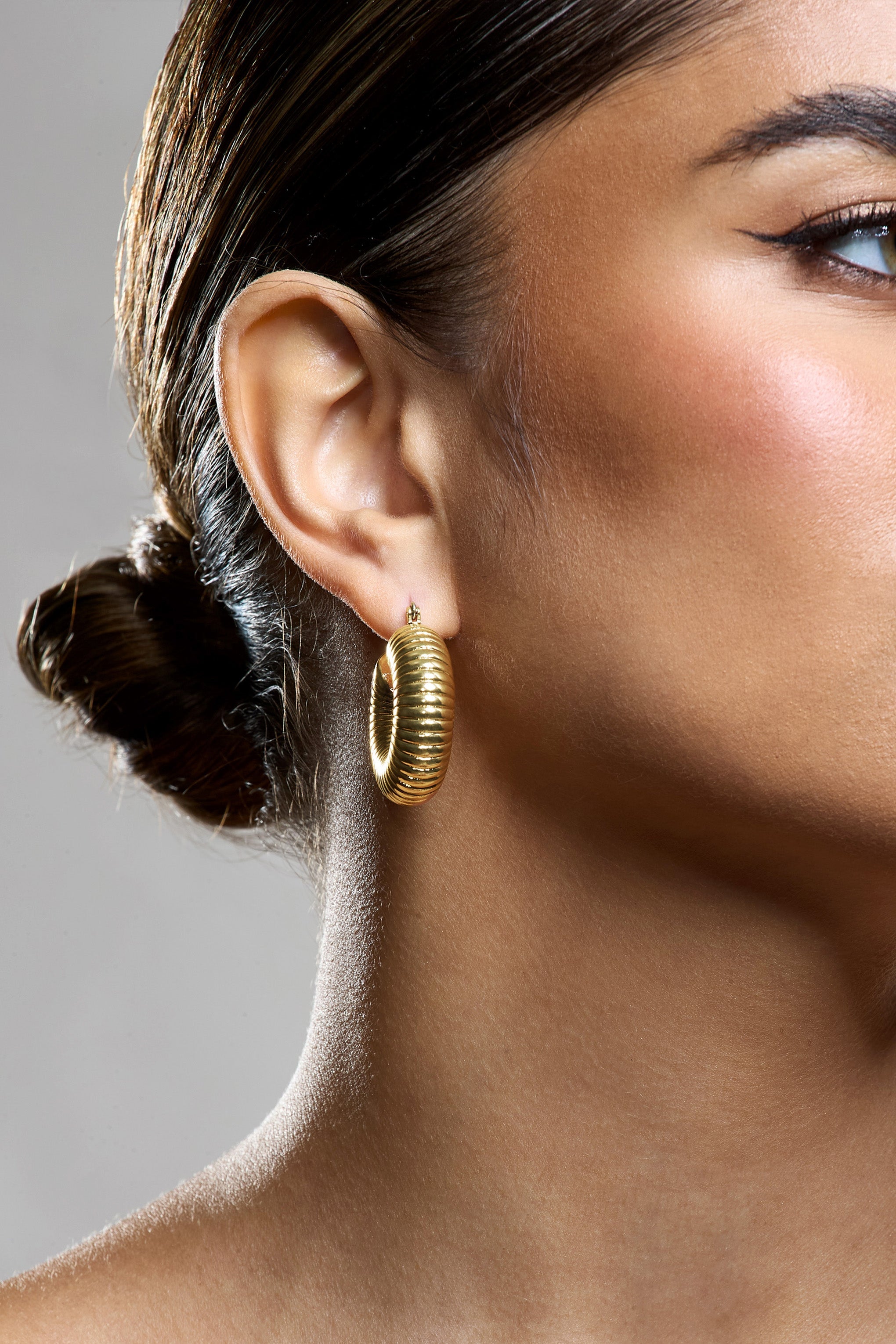 Marceline | Gold Ribbed Chunky Hoop Earrings