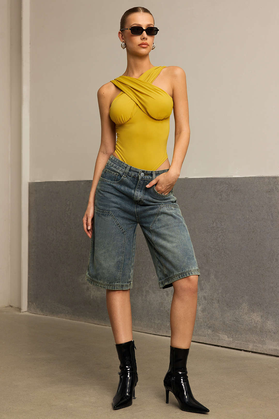 Ruched Crossed Backless Bustier Bodysuit