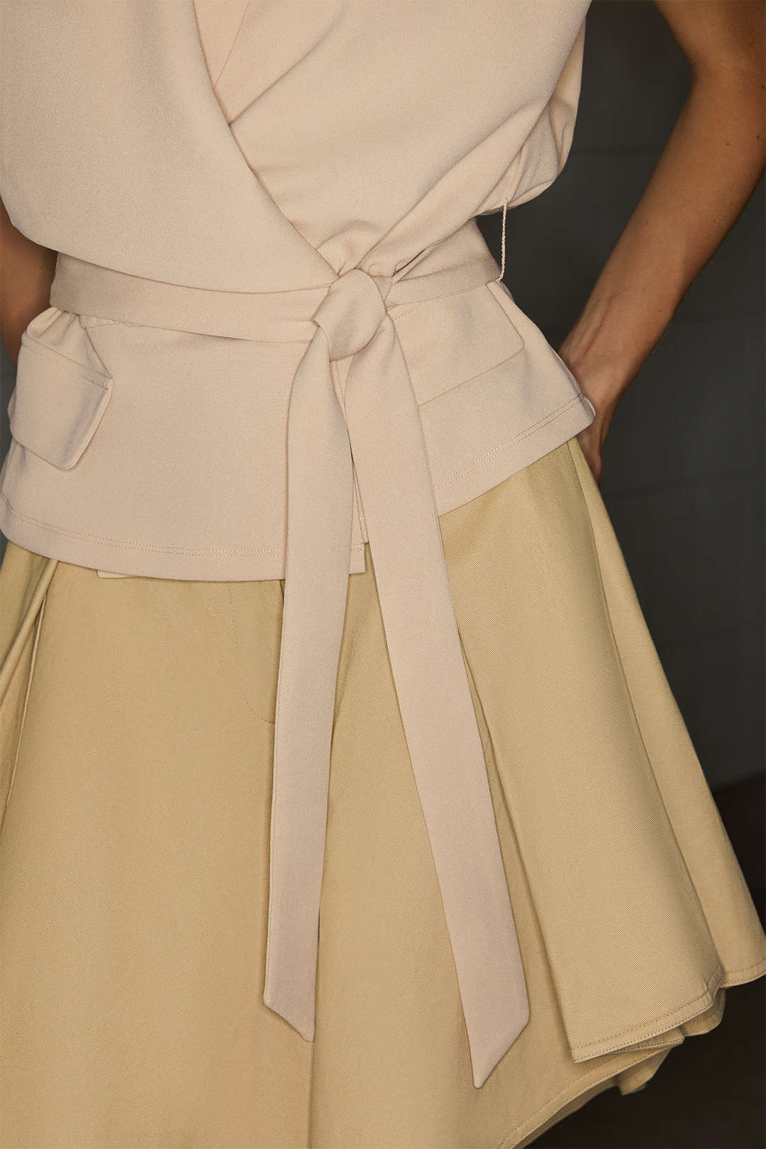 Linen Tie Front Asymmetrical Vest