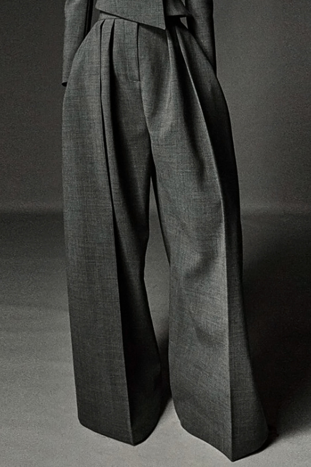 Pleated Wide Leg Pants