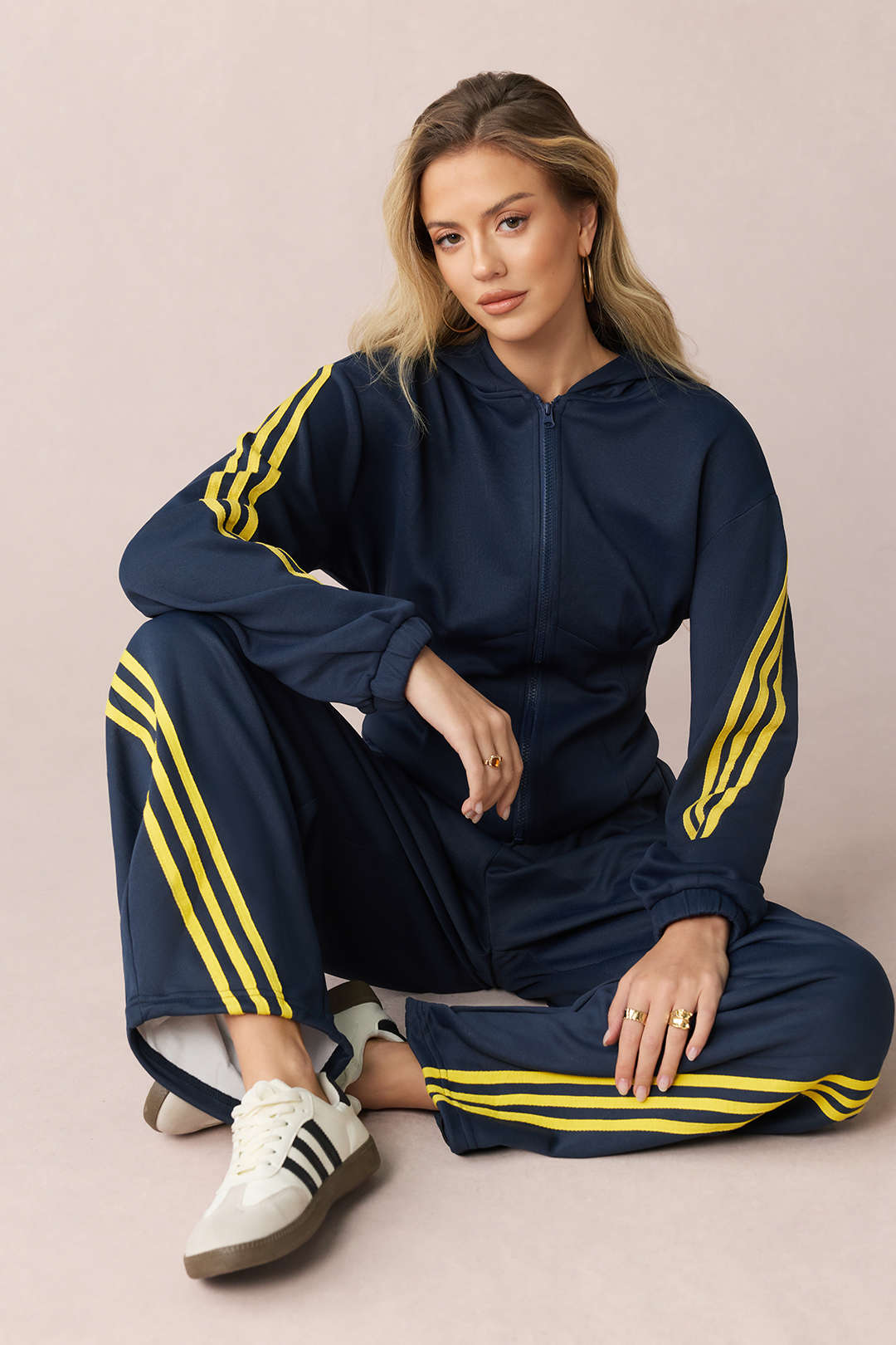 Contrast Zipper Hoodie